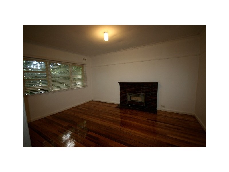 1 Birdwood Avenue, Dandenong VIC 3175