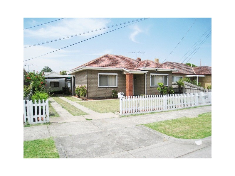 5 Bulong St, Dandenong VIC 3175