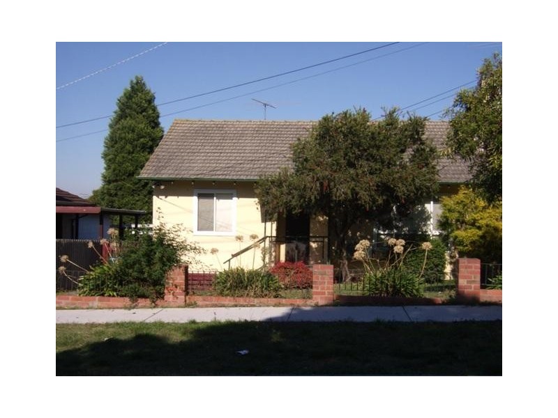 13 Laurel Avenue, Doveton VIC 3177