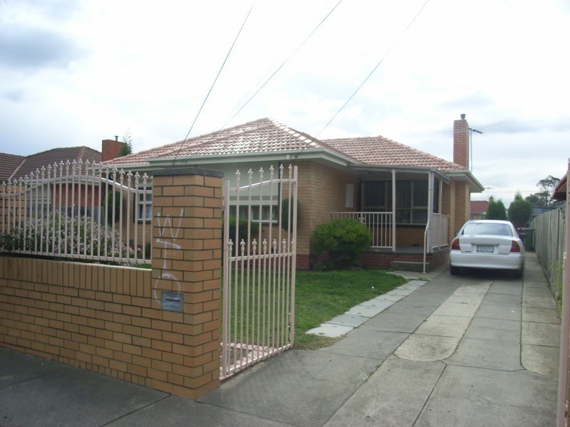 23 Waratah Drive, Dandenong VIC 3175
