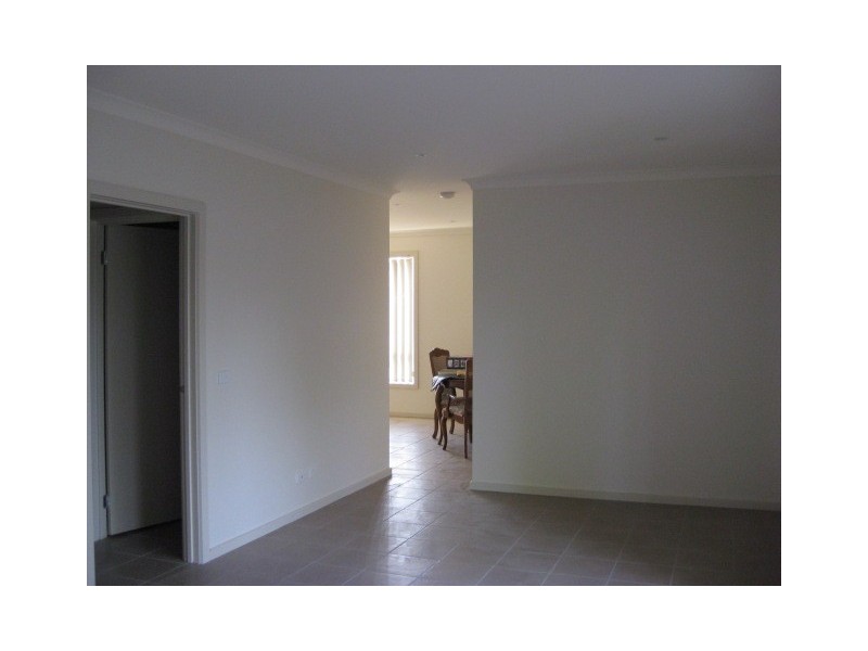 3/5 Cercis Court, Doveton VIC 3177