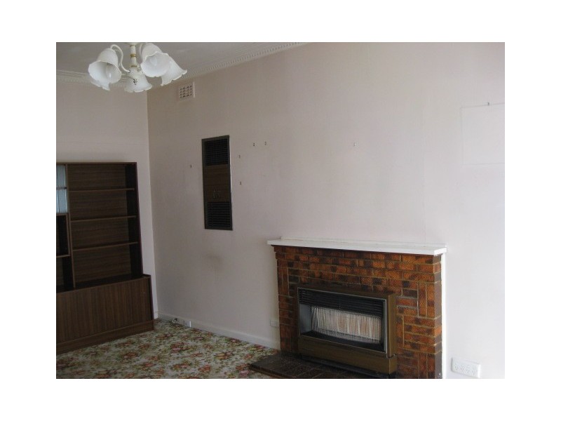 12 Grant Street, Dandenong VIC 3175