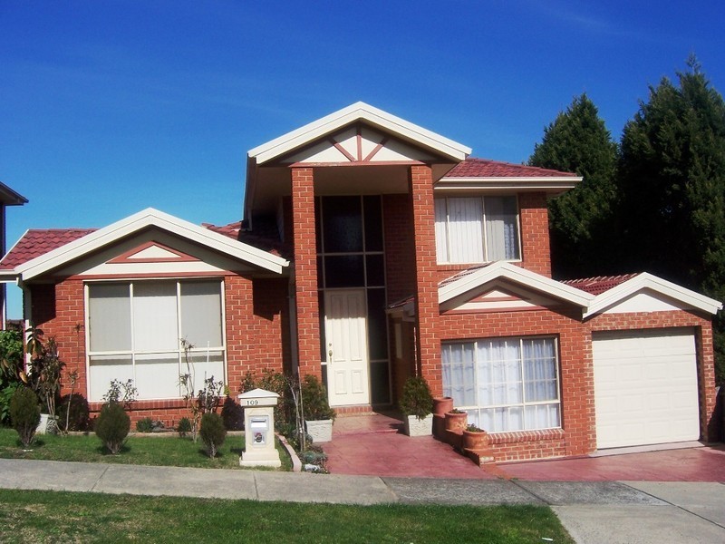 109b John Fawkner Drive, Endeavour Hills VIC 3802