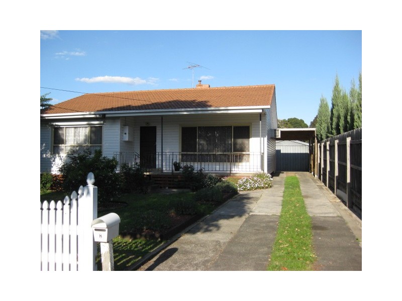 8 Nigra Street, Doveton VIC 3177