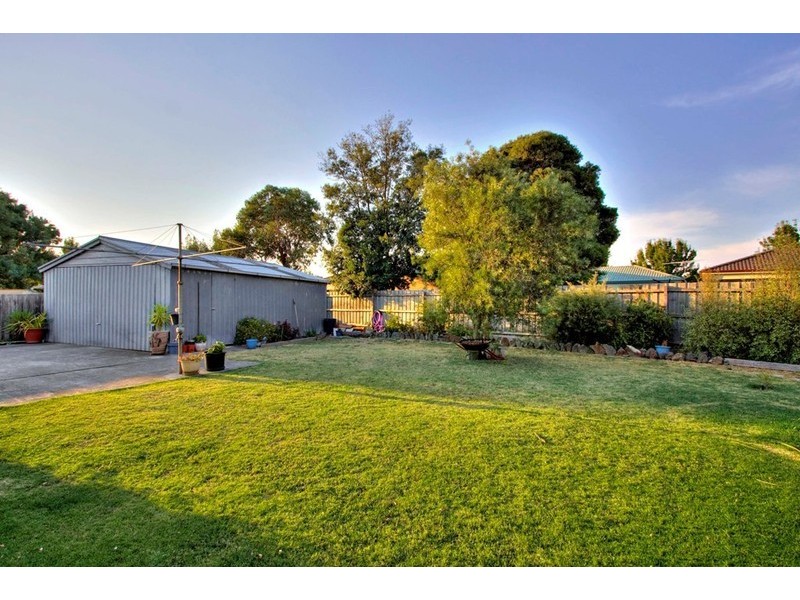 19 Liquidamber Street, Doveton VIC 3177