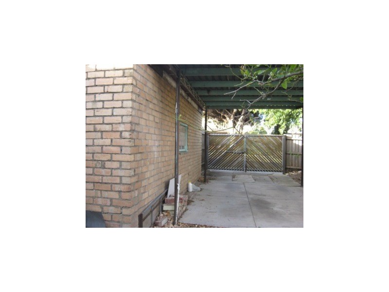 9 Edgewood Road, Dandenong VIC 3175