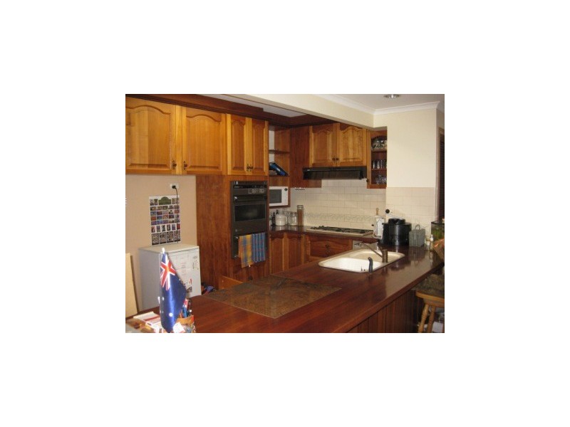 9 Edgewood Road, Dandenong VIC 3175