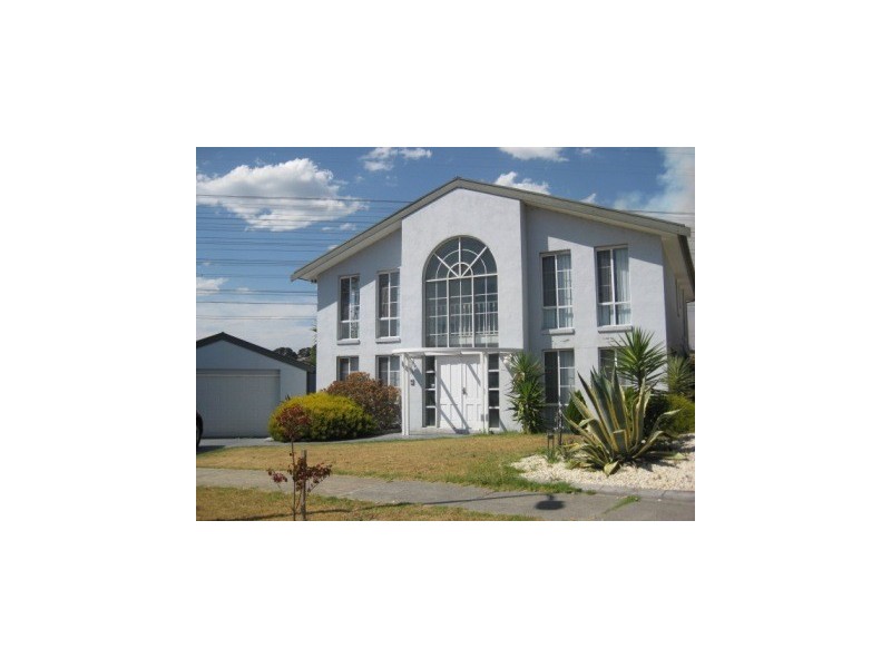 11 Rodeo Court, Endeavour Hills VIC 3802