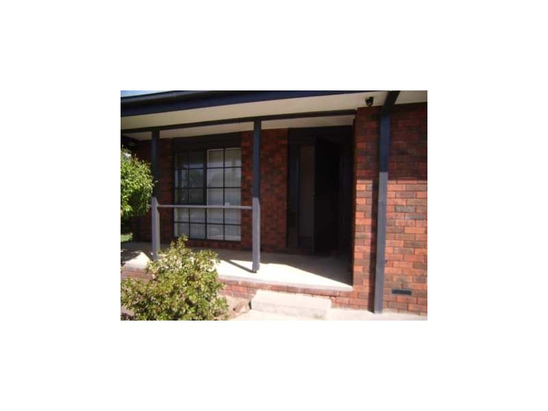 14 Taurus Ave, Dandenong North VIC 3175