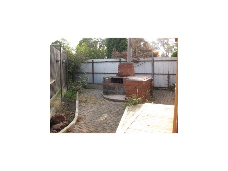 28  Holly Avenue, Dandenong North VIC 3175