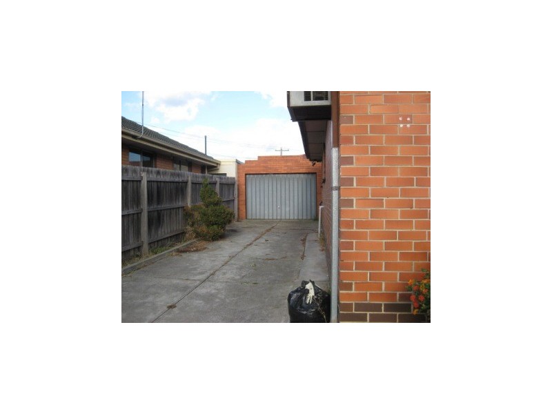 28  Holly Avenue, Dandenong North VIC 3175