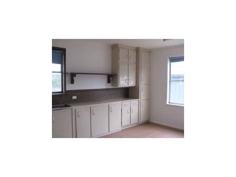 5 Conferta Cres, Doveton VIC 3177