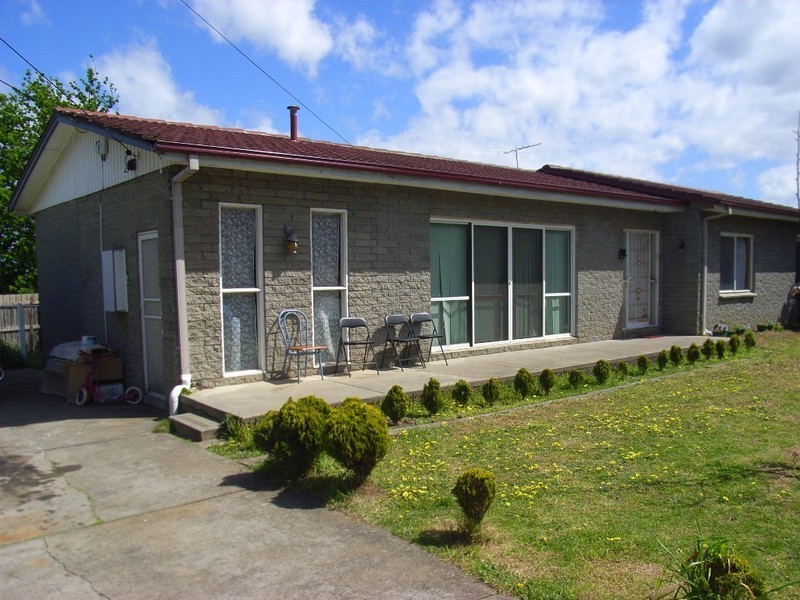 25 Carlisle Road, Hallam VIC 3803