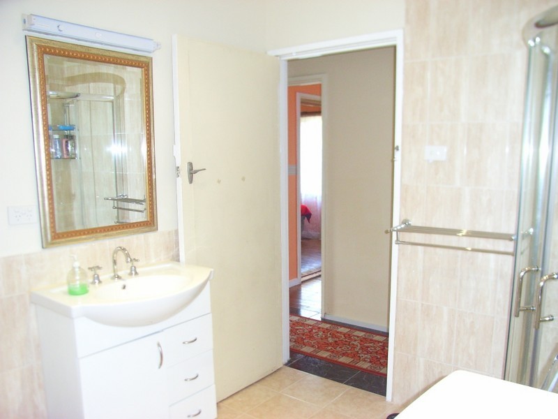 25 Carlisle Road, Hallam VIC 3803