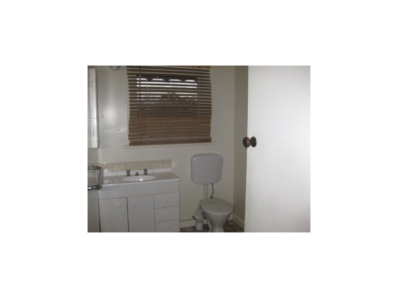 35 New St, Dandenong VIC 3175