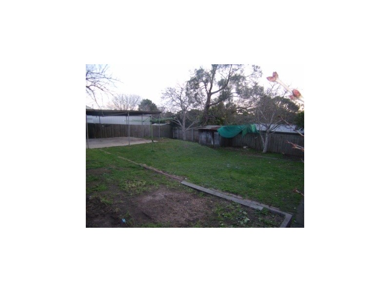 1 Stenocarpus Rd, Doveton VIC 3177