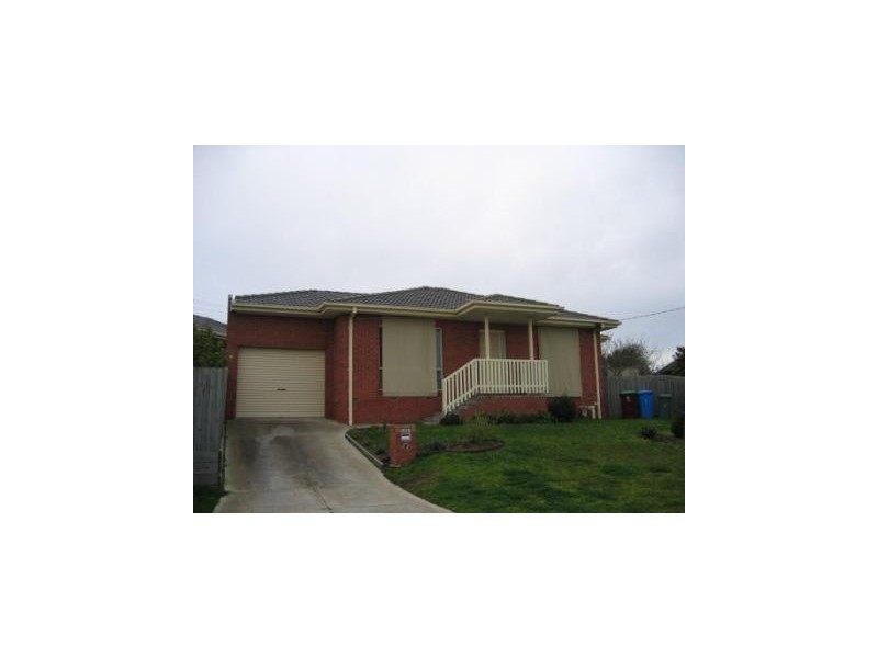 2/24 Meredith Crs, Hampton Park VIC 3976