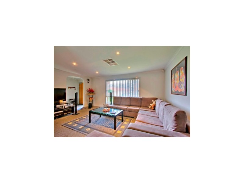 3 Keppel Crt, Dandenong VIC 3175