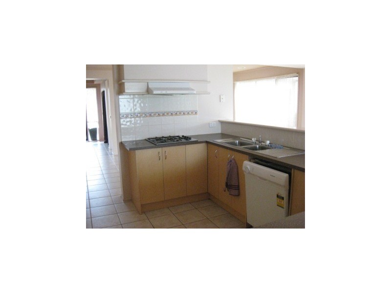 30 Central Parkway, Cranbourne VIC 3977