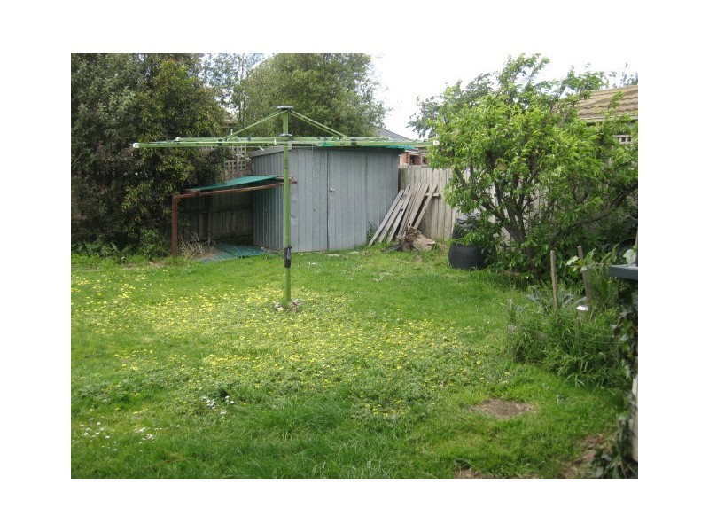 1/3 Gwenda St, Dandenong VIC 3175