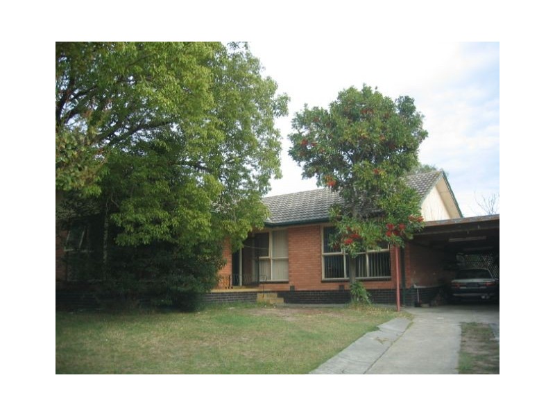 1 Parkland Ave, Hampton Park VIC 3976