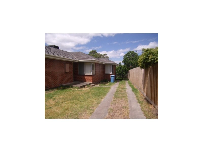 3 Taurus Ave, Dandenong North VIC 3175