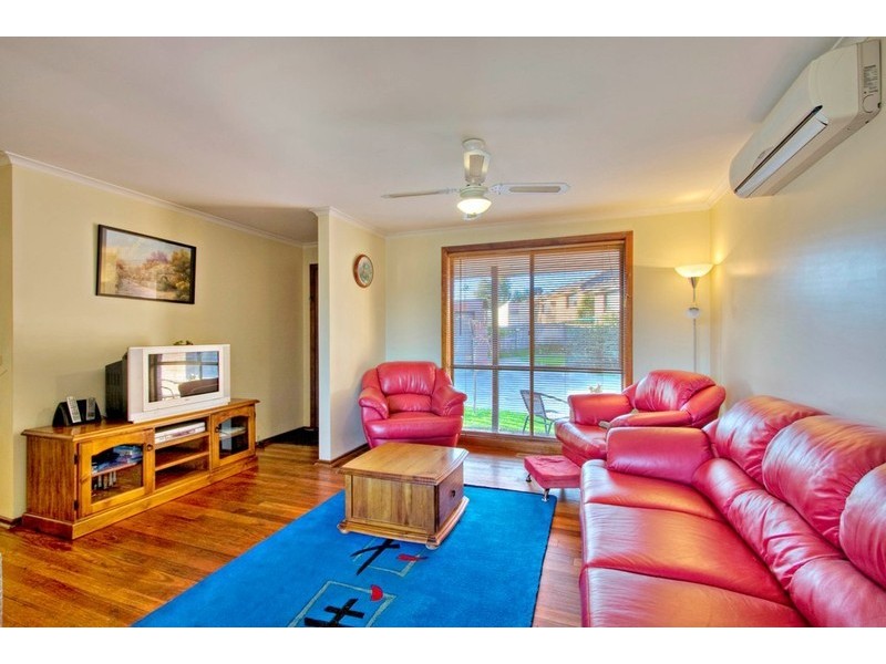 2/7 Jonathon Crt, Eumemmerring VIC 3177