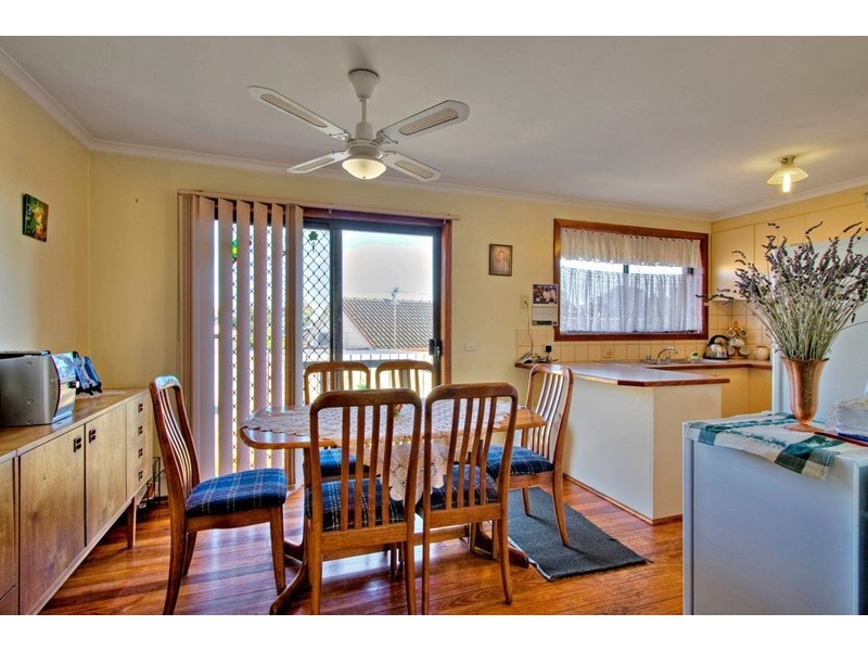 2/7 Jonathon Crt, Eumemmerring VIC 3177