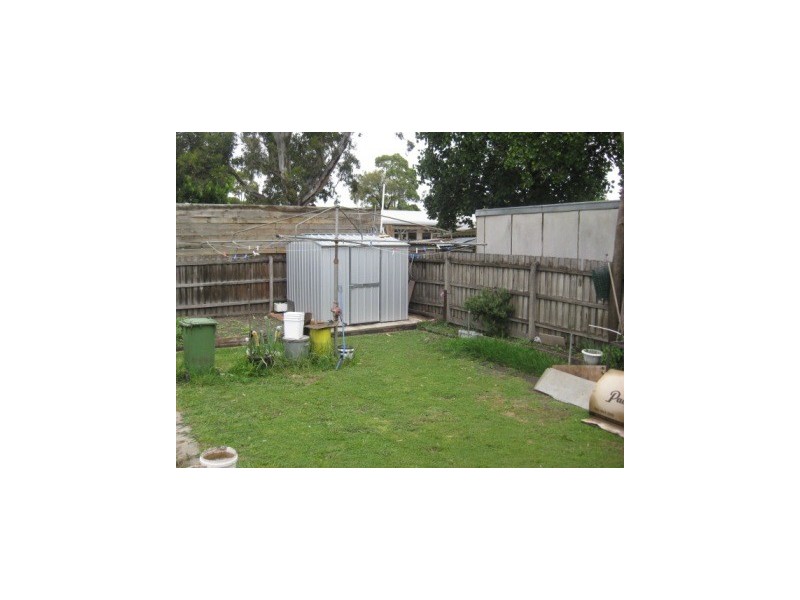 48 Edward Ave, Dandenong North VIC 3175