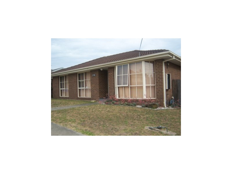 2/11a Ross St, Dandenong VIC 3175