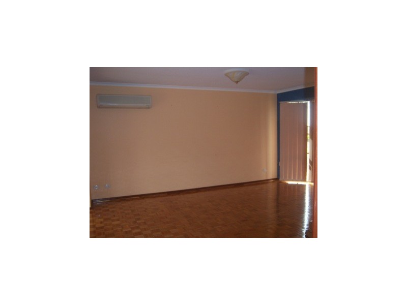 2/11a Ross St, Dandenong VIC 3175