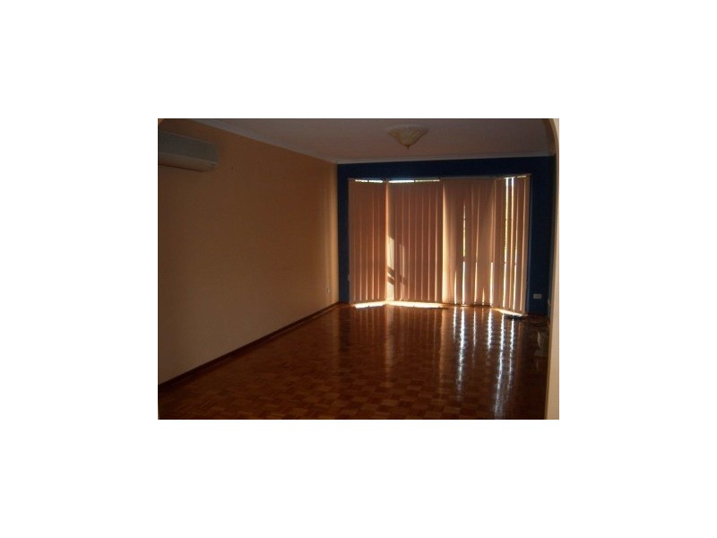 2/11a Ross St, Dandenong VIC 3175