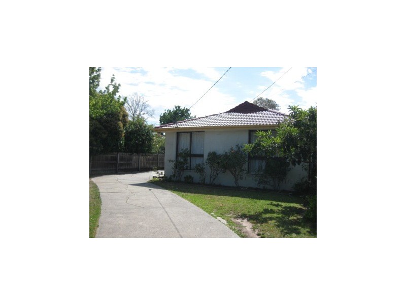 10 Lilac Ave, Dandenong North VIC 3175