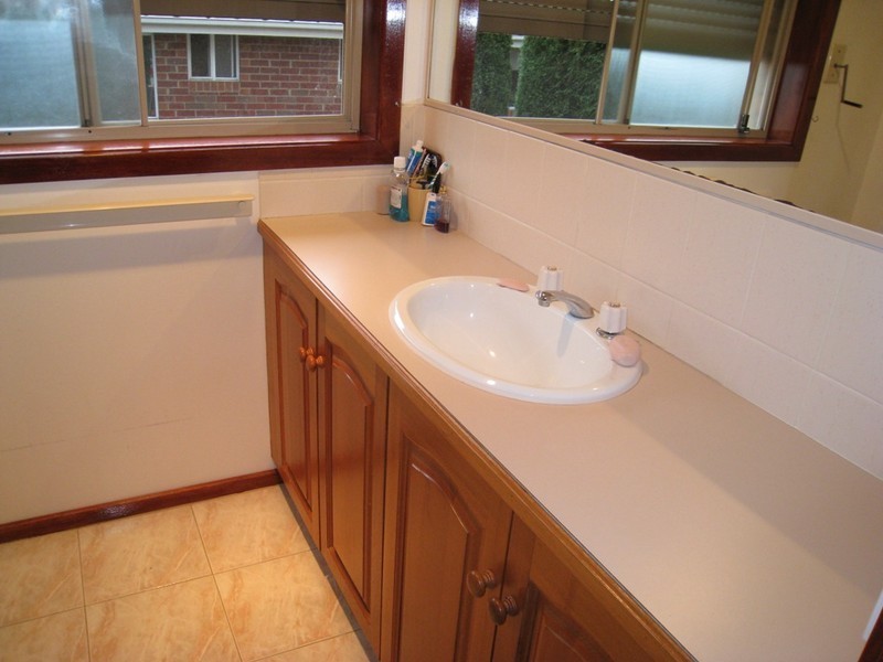 21 Preston Avenue, Endeavour Hills VIC 3802