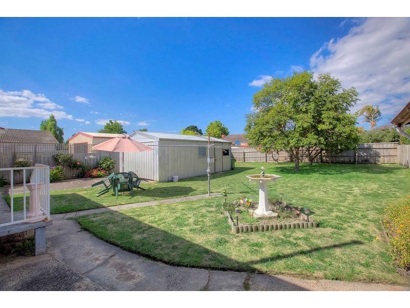 20 Lacebark St, Doveton VIC 3177