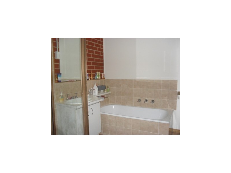 11/8-10 Belgrave Hallam Rd, Hallam VIC 3803