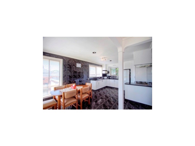 32 Dorothy St, Doveton VIC 3177