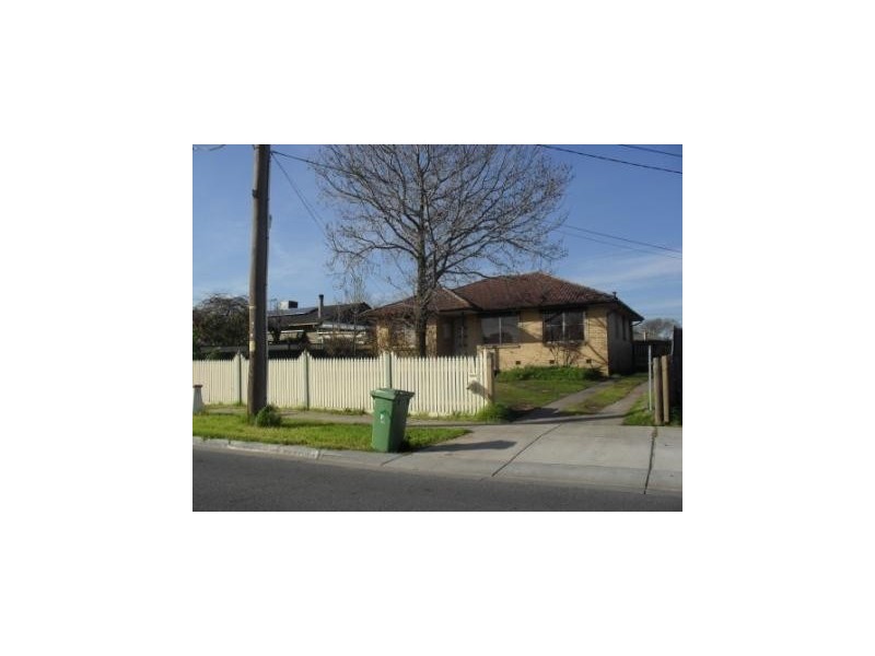 40 Liduidamber St, Doveton VIC 3177