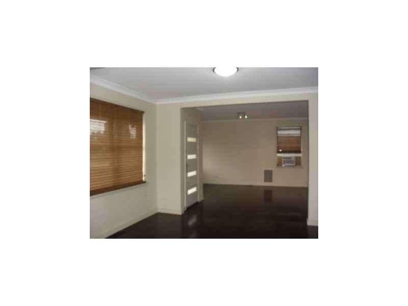 40 Liduidamber St, Doveton VIC 3177