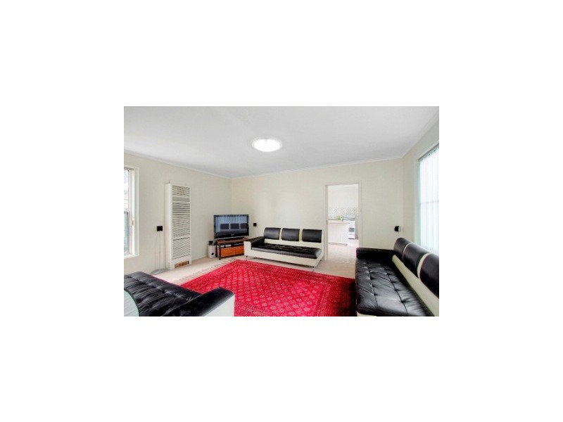8 Pittosporum Gve, Doveton VIC 3177