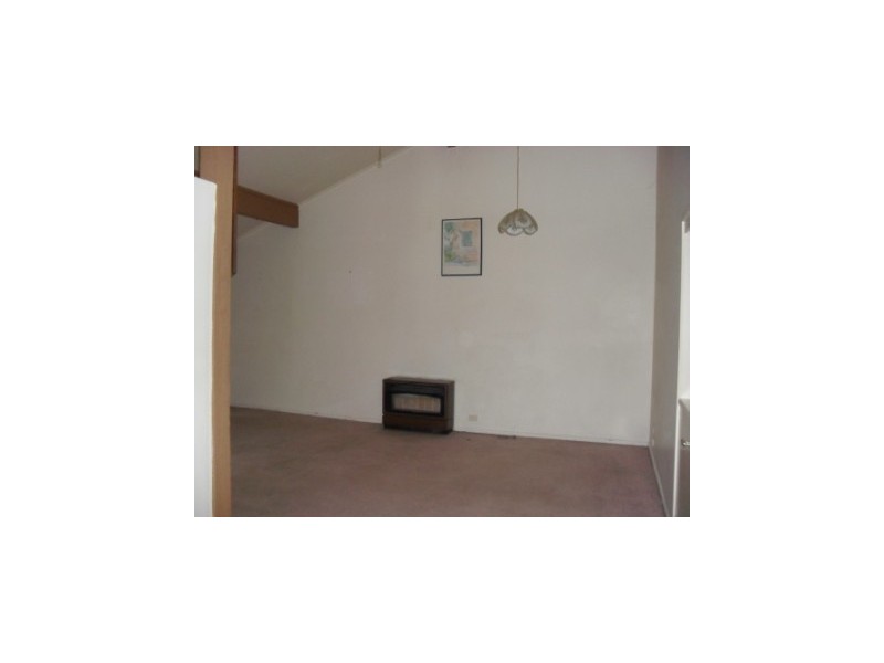 2/20-22 Somerville Rd, Hampton Park VIC 3976