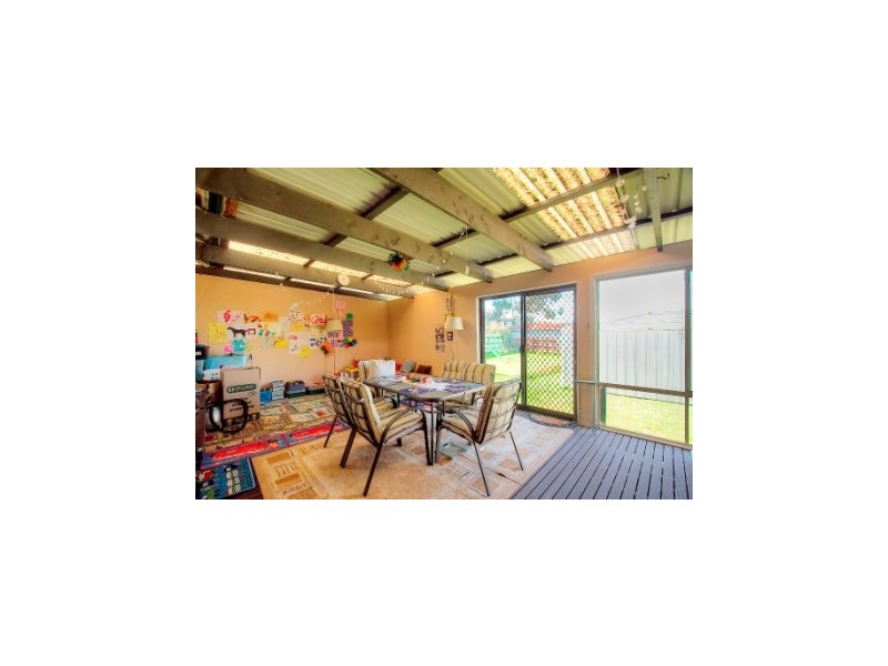 22 Tristiana St, Doveton VIC 3177