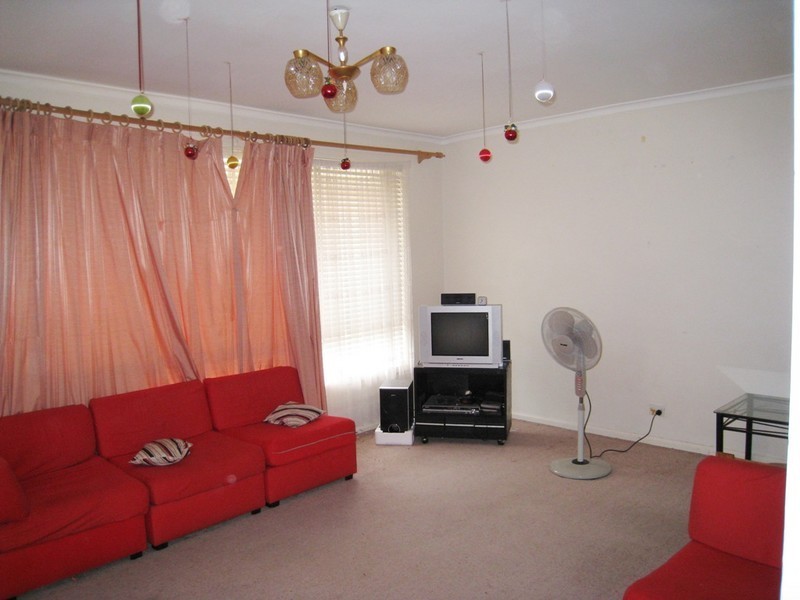 Unit 2/79 Cleeland Street, Dandenong VIC 3175