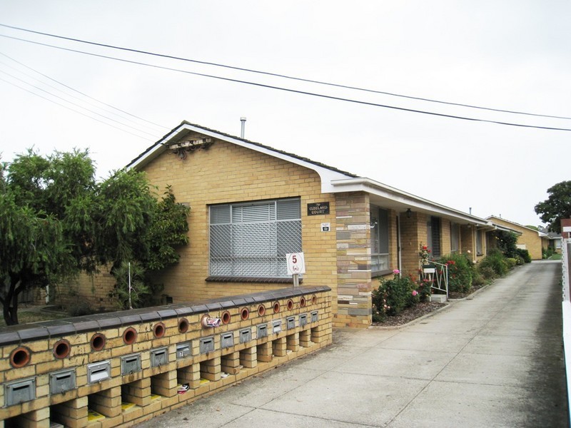 Unit 2/79 Cleeland Street, Dandenong VIC 3175