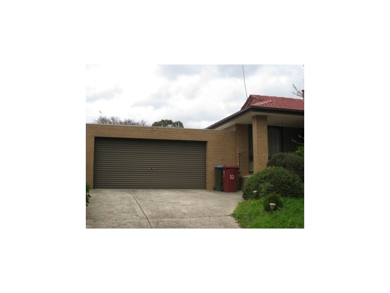 10 Kilberry Crs, Hallam VIC 3803