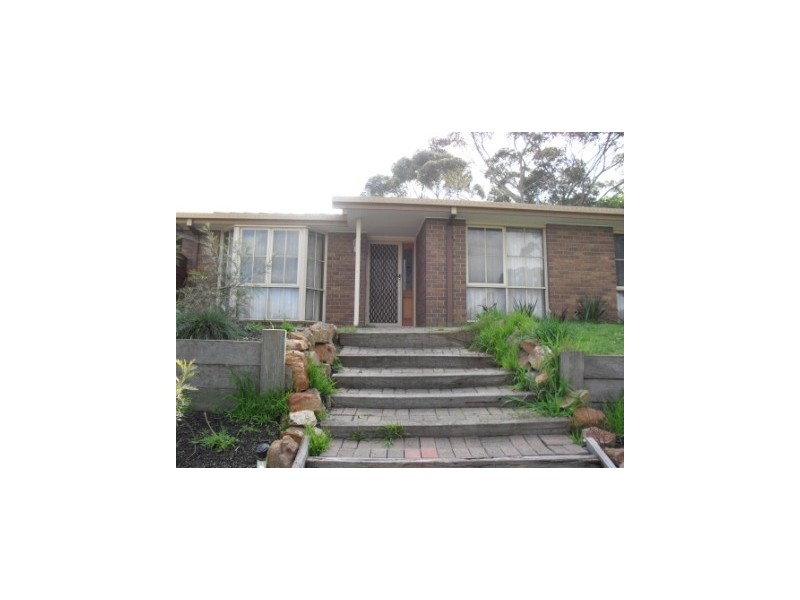 11 Searle Crt, Dandenong VIC 3175