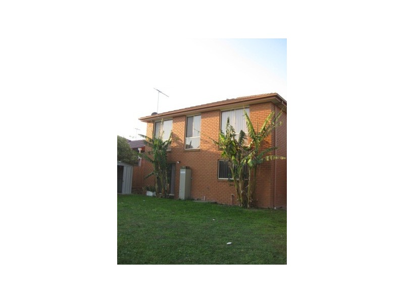 5 Anthony Crt, Hallam VIC 3803