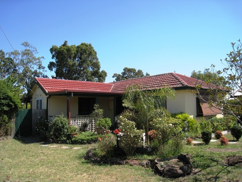 1 Rhoden Grove, Eumemmerring VIC 3177