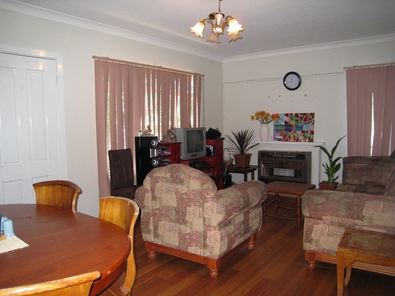 7 Oak Avenue, Doveton VIC 3177