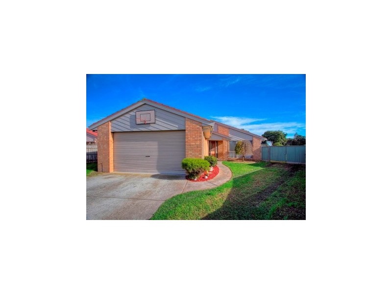15 Katrina Clse, Hallam VIC 3803